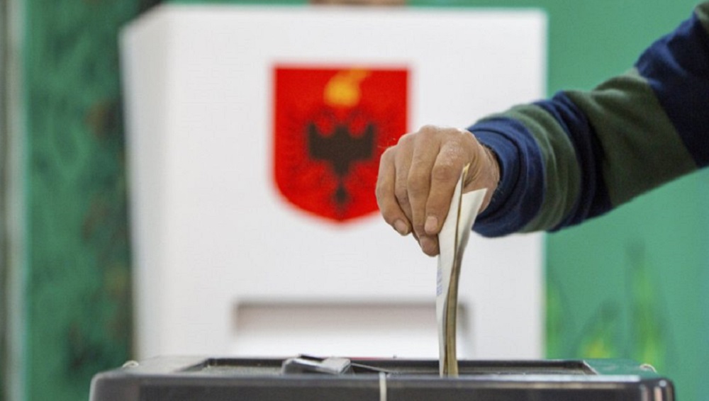 Analiza e REL: Si shitet dhe blihet vota ne Shqiperi